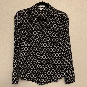 Express Slim Portofino Black and White Button Down Blouse Size XS